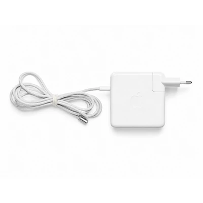 Használt USB-C adapter 96W Magsafe 3 kábellel ÁFÁS