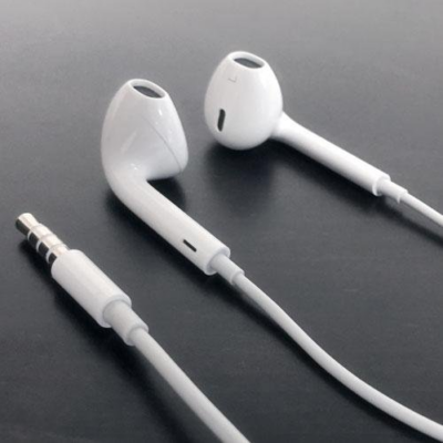 Apple Earphones with Microphone