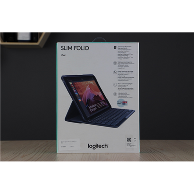 Újszerű Logitech Slim Folio for iPad 9.7" US-3964