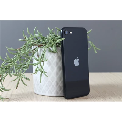 Újszerű Apple iPhone SE 2022 128GB Black A US-7125