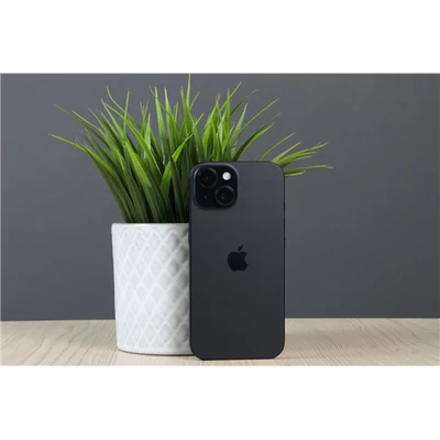 Használt Apple iPhone 15 128GB Space Black B US-7143 