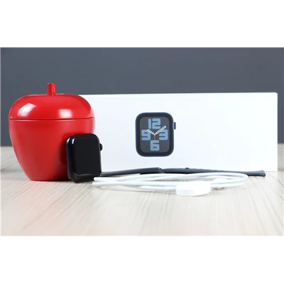 Használt Apple Watch SE2 44mm GPS Midnight A US-7724