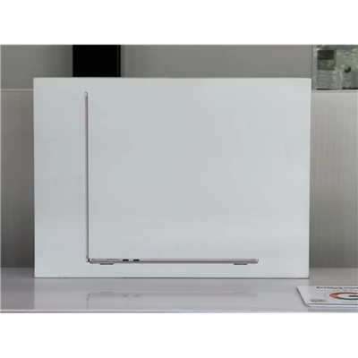 ÚJ MacBook Air 15" M5 Starlight 1T / 24GB HUN US-8055