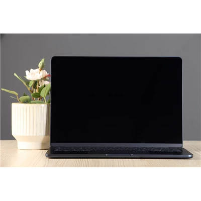 Újszerű Apple Macbook Air 13" M4 512/ 16GB midnight HUN A+ US-8086