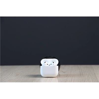Használt AirPods 4 A US-8320