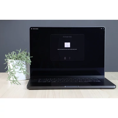 Használt Apple Macbook Pro 16" M4 Max 1TB/ 36GB Space Black HUN B US-7946