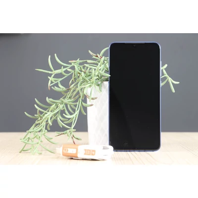 Használt Xiaomi Mi 9 128GB Blue B US-7971