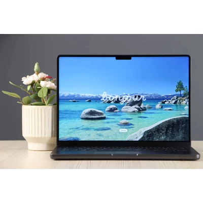 Használt Apple Macbook Pro 14" M3 Pro 512GB/ 18GB ezüst HUN C+ US-8040 ÁFÁS