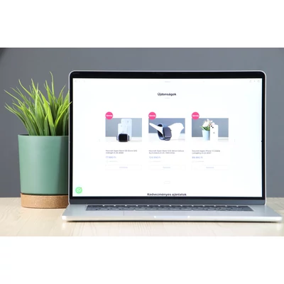 Használt Apple MacBook Air 15" M3 256 / 8GB ezüst EU A US-8113 ÁFÁ-S