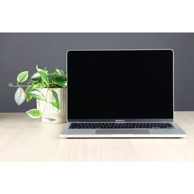 Használt Apple Macbook Pro 13" M1 Touch bar 512/ 8GB Silver HUN C+ US-8243