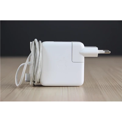 Használt Apple MagSafe 2 Adapter 45W