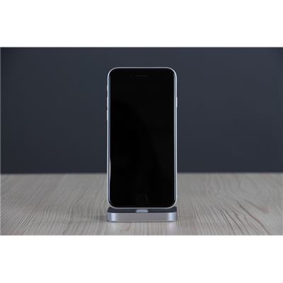 Újszerű iPhone SE 2022 64GB Starlight ÁFÁS