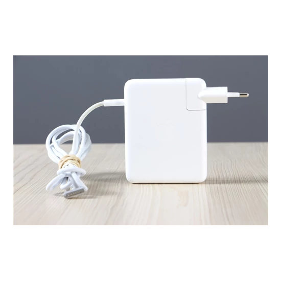 Használt Apple 140W Adapter Magsafe 3 kábellel