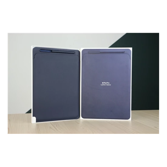 Használt iPad Pro 12.9" blue leather sleeve (US-2136)