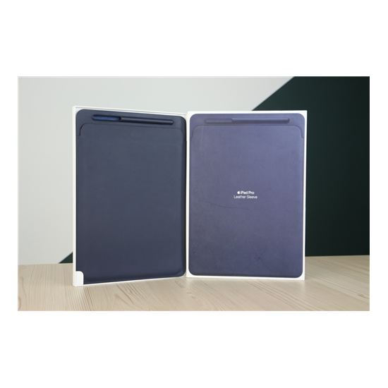 Használt iPad Pro 12.9" blue leather sleeve (US-2136)